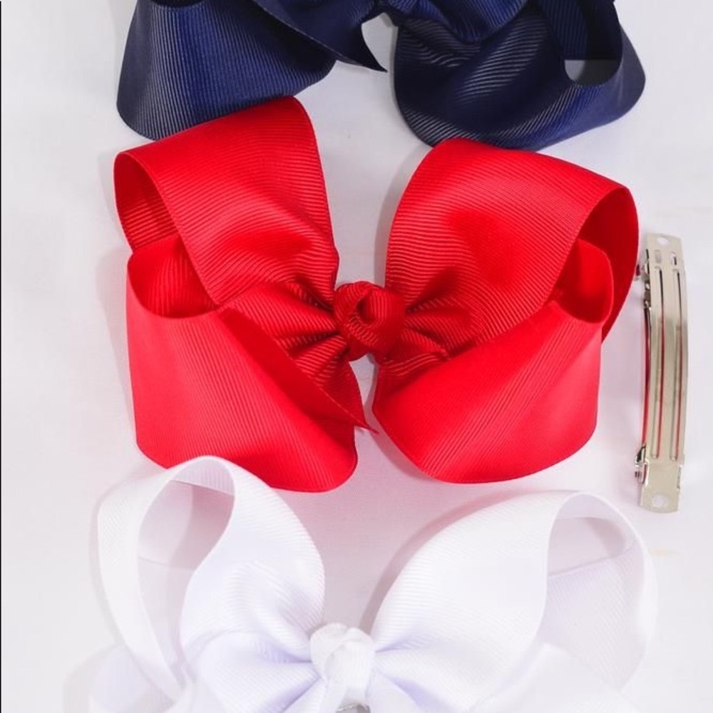 Bows - Picture 3 of 3